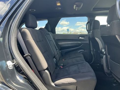 Used 2022 Dodge Durango SXT w/ Blacktop Package AWD/4WD image 18