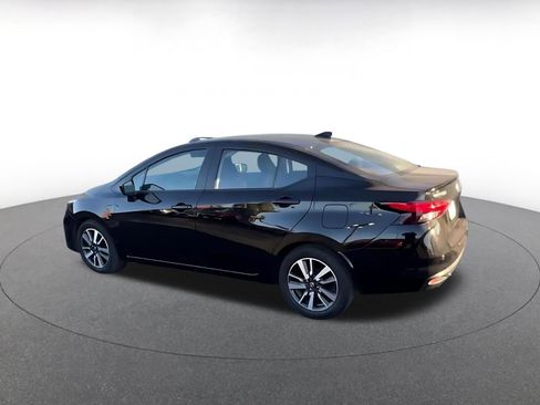 Used 2025 Nissan Versa SV image 10