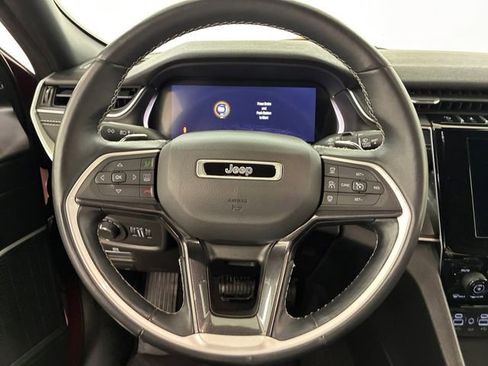 Used 2022 Jeep Grand Cherokee L Laredo AWD/4WD image 22