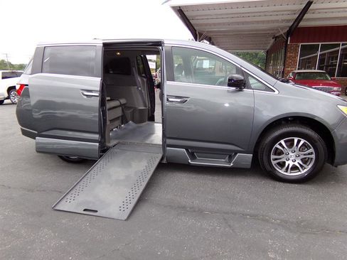 Used 2013 Honda Odyssey EX-L image 19