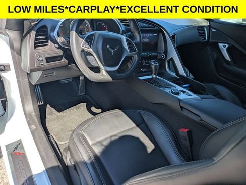 Used 2019 Chevrolet Corvette Stingray Coupe w/ 1LT RWD image 22