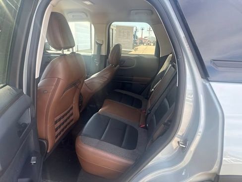 Used 2022 Ford Bronco Sport Outer Banks w/ Tech Package AWD/4WD image 4