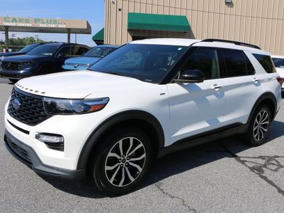 Used 2022 Ford Explorer ST-Line w/ Class IV Trailer Tow Package