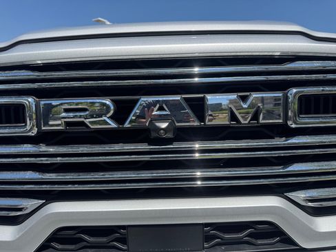 New 2026 RAM 3500 Laramie AWD/4WD image 9