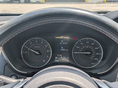 Used 2020 Subaru Crosstrek 2.0i Limited w/ Moonroof Package w/Navigation AWD/4WD image 29