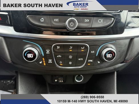 Used 2023 Chevrolet Traverse RS image 25