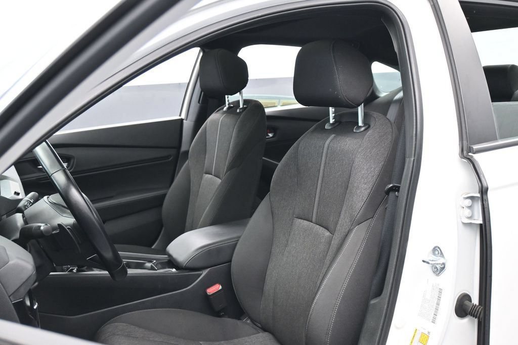 Used 2025 Honda Accord Sport image 10