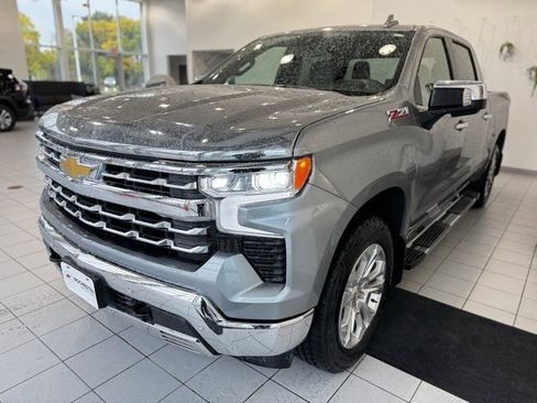 Certified 2025 Chevrolet Silverado 1500 LTZ image 33