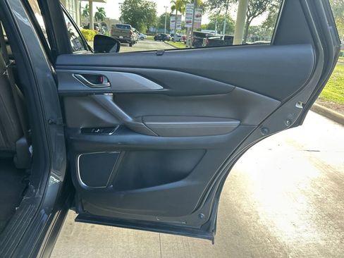 Used 2022 MAZDA CX-9 Signature image 37