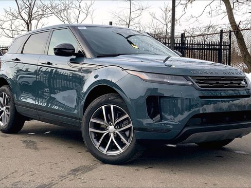 New 2026 Land Rover Range Rover Evoque S image 2