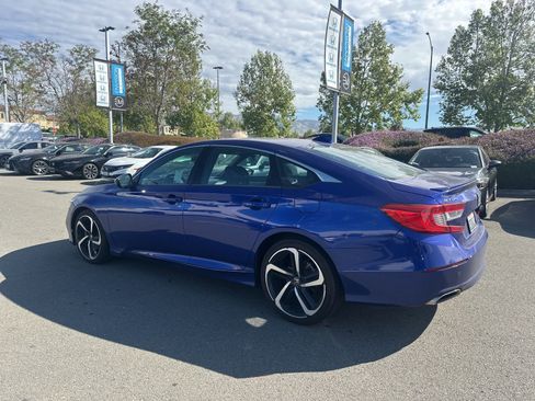 Used 2020 Honda Accord Sport image 4