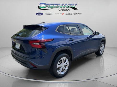 Used 2024 Chevrolet Trax LS FWD image 6