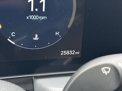 Certified 2024 Hyundai Sonata SEL w/ Convenience Package image 23