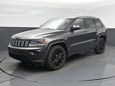 Used 2021 Jeep Grand Cherokee Laredo X AWD/4WD image 22