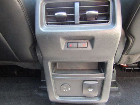 Certified 2022 Ford Edge ST w/ Equipment Group 401A image 23