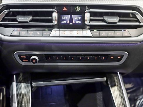 Used 2022 BMW X5 M50i image 28