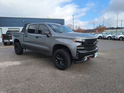 Used 2021 Chevrolet Silverado 1500 LT Trail Boss w/ Convenience Package II image 7