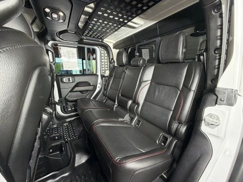 Used 2021 Jeep Gladiator Rubicon image 19