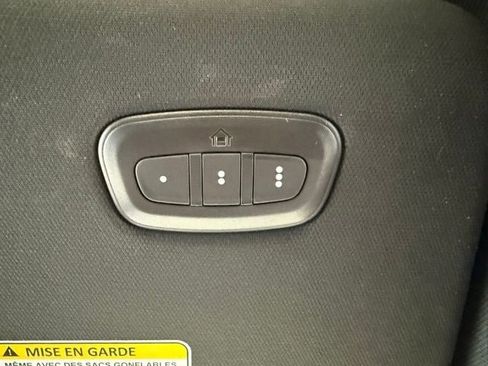 Used 2023 RAM 1500 Big Horn AWD/4WD image 19
