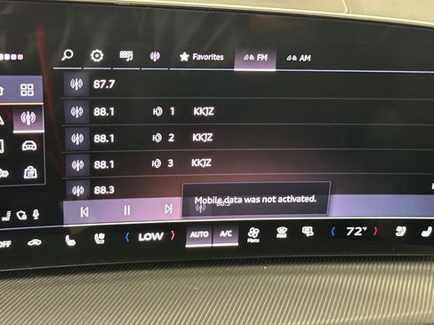 New 2025 Audi SQ5 Premium Plus image 17