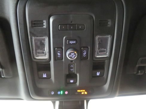 Used 2021 GMC Yukon Denali AWD/4WD image 54