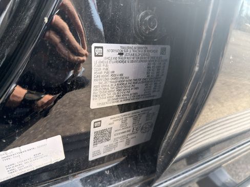 Used 2023 GMC Sierra 1500 AT4 w/ Technology Package AWD/4WD image 25