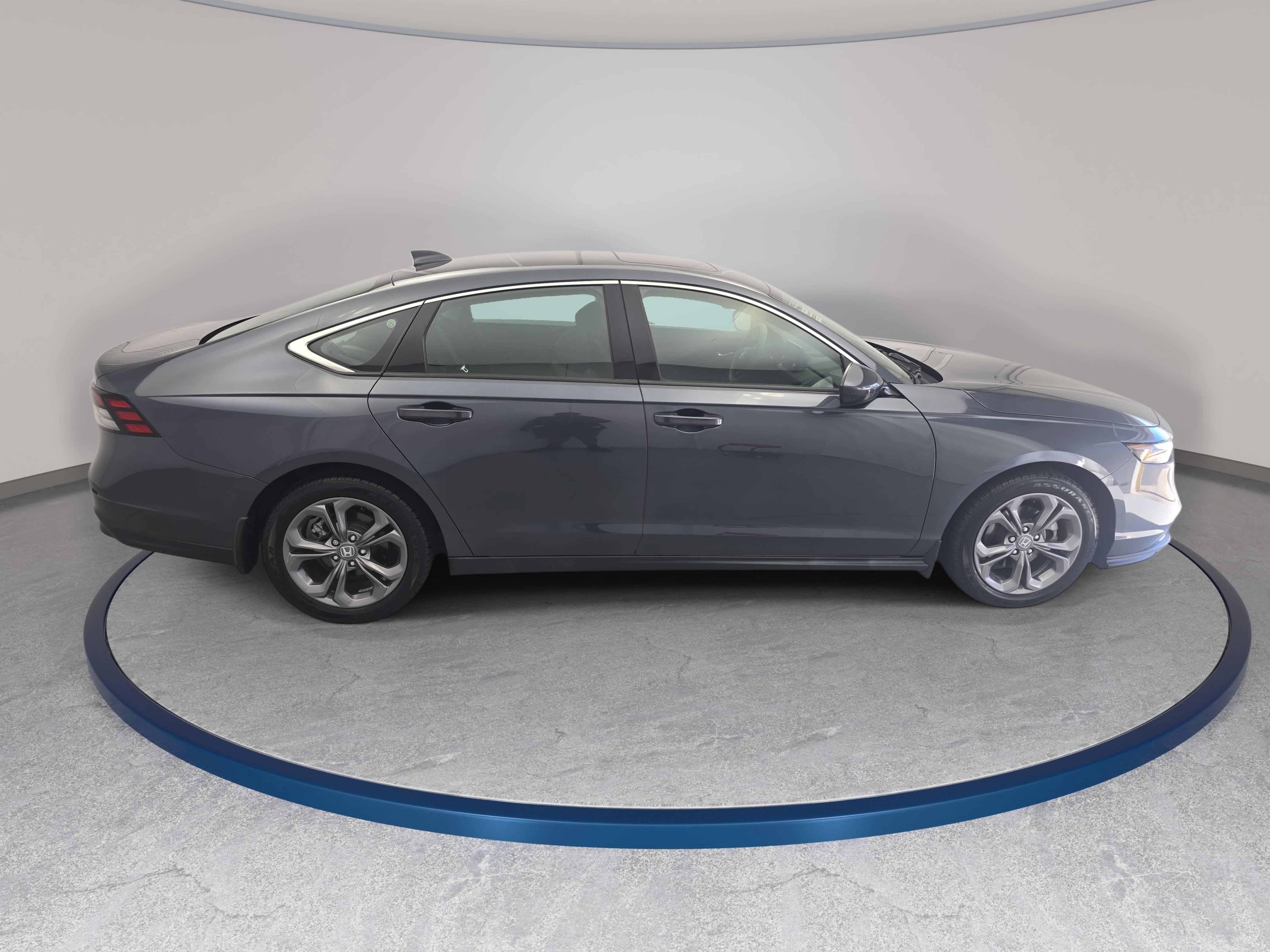 Certified 2024 Honda Accord EX image 4