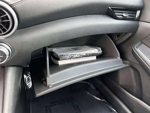 Certified 2020 Nissan Sentra SV image 31