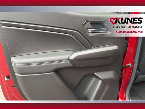 New 2026 GMC Canyon Elevation w/ Convenience Package image 38