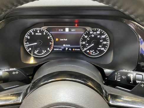 Used 2024 Nissan Pathfinder SL AWD/4WD image 37