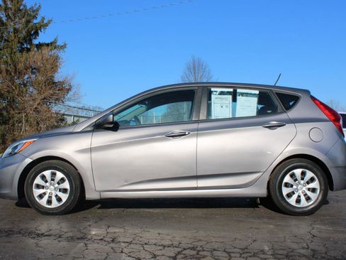 Used 2017 Hyundai Accent SE image 10