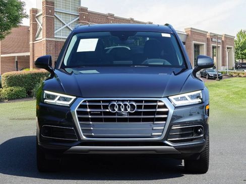 Used 2020 Audi Q5 Prestige w/ Prestige Package AWD/4WD image 2