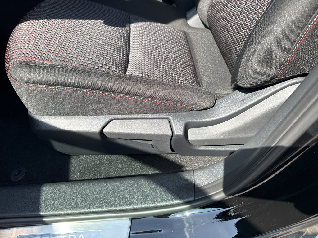 New 2027 Nissan Sentra SR FWD image 14