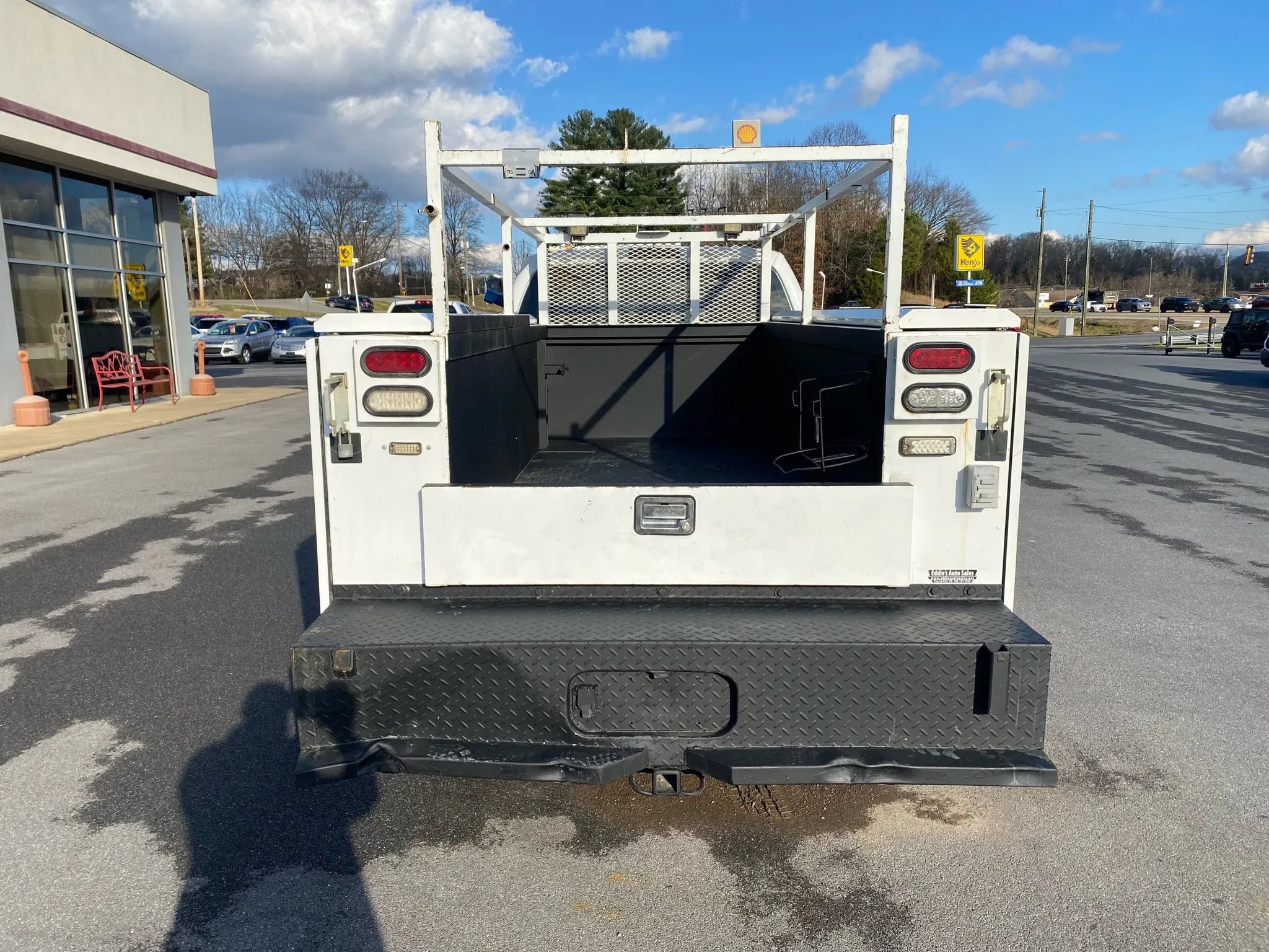 Used 2016 Ford F350 XL w/ Power Equipment Group AWD/4WD image 6