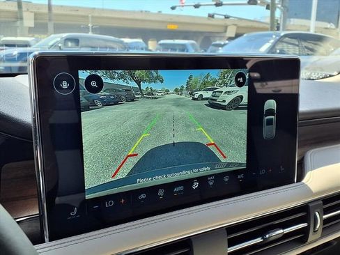 New 2026 Lincoln Corsair Grand Touring w/ Jet Appearance Package AWD/4WD image 15