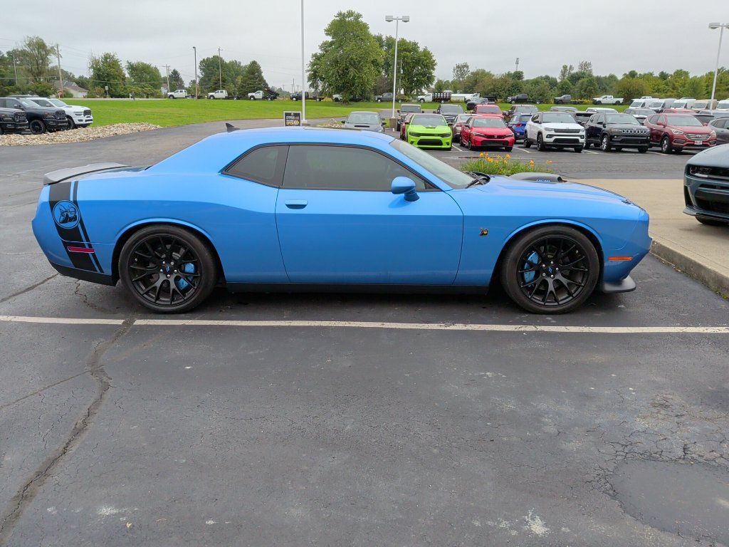 Used 2016 Dodge Challenger R/T Scat Pack RWD image 6