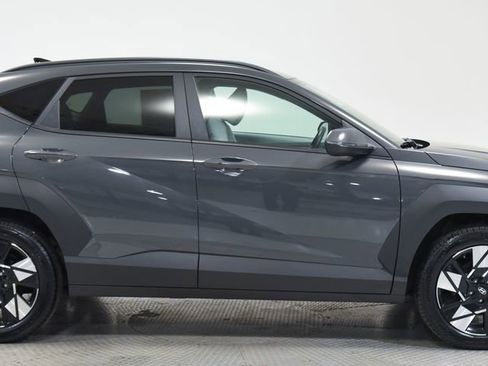 Used 2025 Hyundai Kona SEL FWD image 15