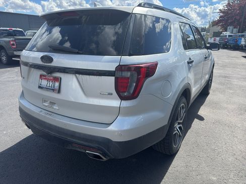 Used 2017 Ford Explorer Sport w/ Equipment Group 401A AWD/4WD image 6