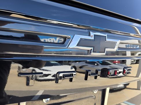 Used 2022 Chevrolet Tahoe RST RWD image 31