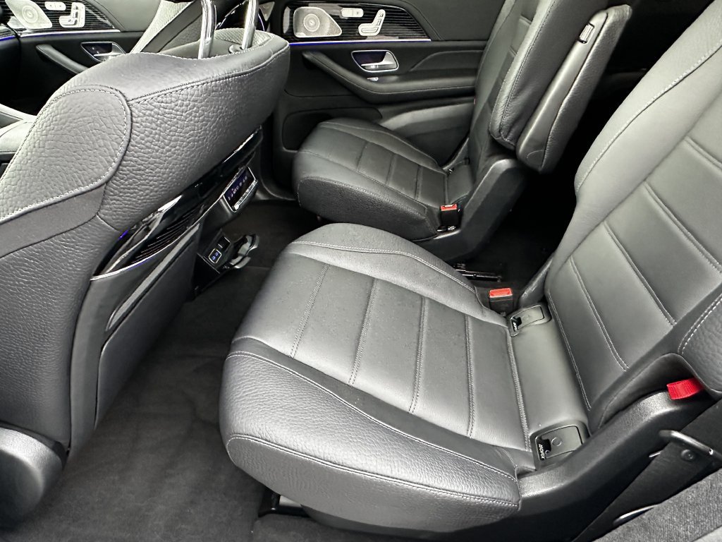 Certified 2024 Mercedes-Benz GLS 580 4MATIC w/ Warmth & Comfort Package image 24