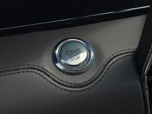 Used 2024 Lincoln Navigator Black Label AWD/4WD image 17