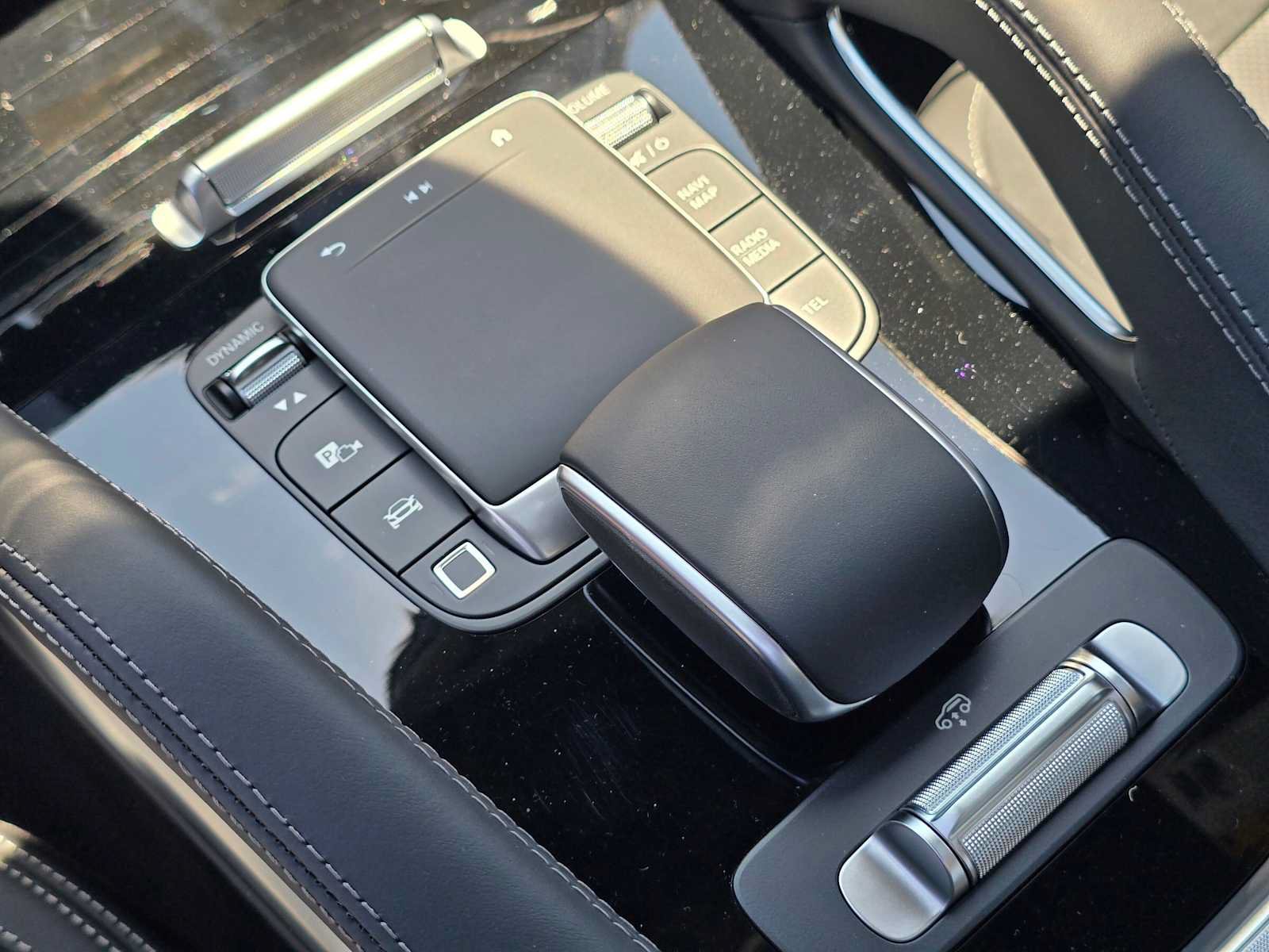New 2026 Mercedes-Benz GLE 53 AMG 4MATIC Coupe image 34