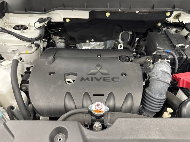 Used 2020 Mitsubishi Outlander Sport ES FWD image 33