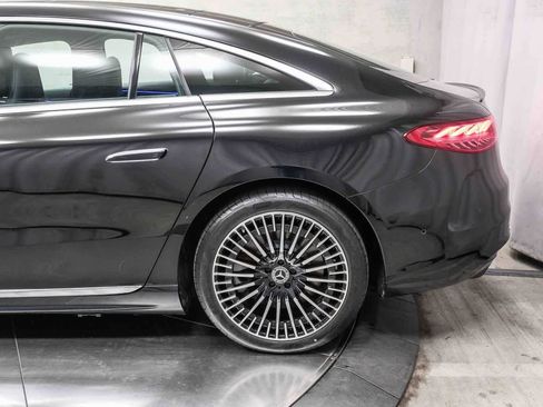 Certified 2023 Mercedes-Benz EQS 580 4MATIC Sedan image 8