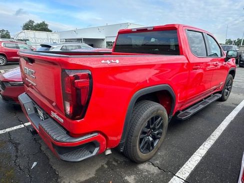 Used 2025 GMC Sierra 1500 Elevation w/ LPO, Elevation Black Package AWD/4WD image 5