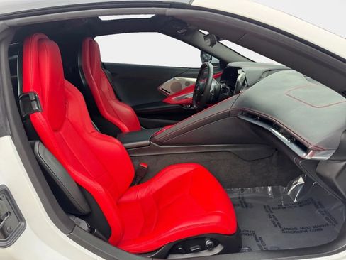 Used 2024 Chevrolet Corvette Z06 RWD image 10