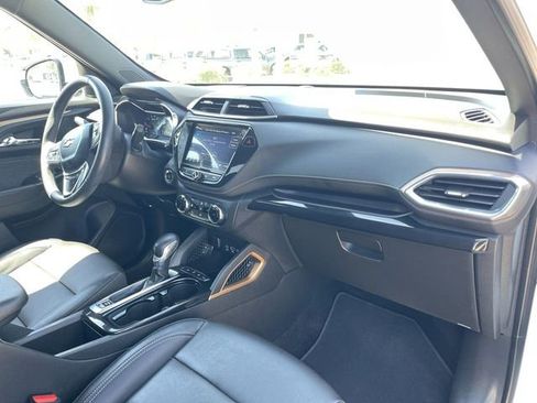 Used 2023 Chevrolet TrailBlazer ACTIV w/ Convenience Package AWD/4WD image 27