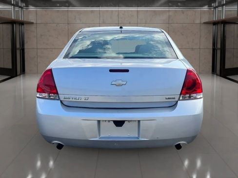 Used 2014 Chevrolet Impala LT w/ LT Sunroof Package FWD image 4