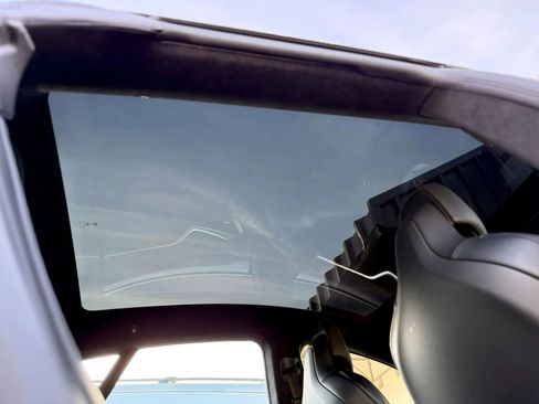 Used 2017 Tesla Model S 90D image 20