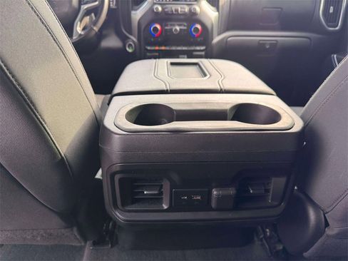 Used 2020 Chevrolet Silverado 1500 LT Trail Boss image 11